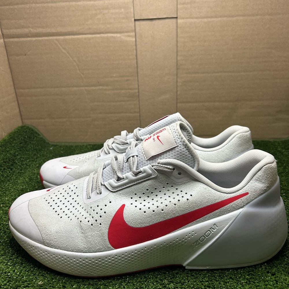 Size 12M- Nike Air Zoom TR 1 Training Shoes Platinum Grey Red